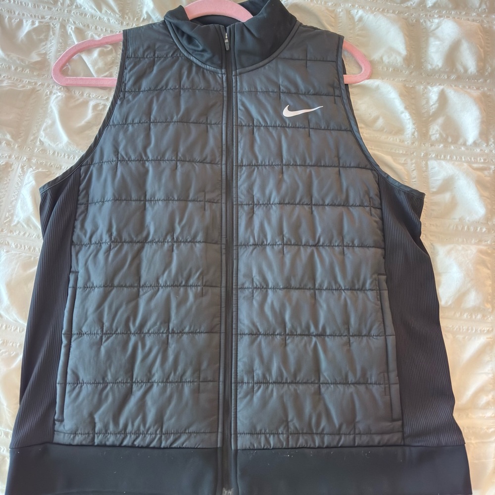 Women’s Nike Therm-Fit Running Vest